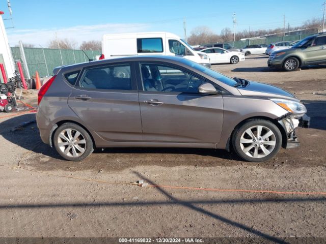 KMHCU5AE3EU189425 Hyundai ACCENT SE
