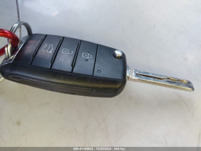 KNADN5A30G6625639 KIA RIO EX