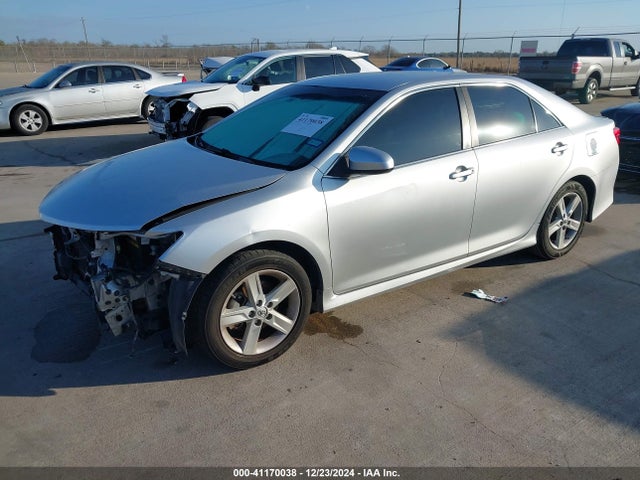 4T1BF1FK6EU408102 Toyota CAMRY SE