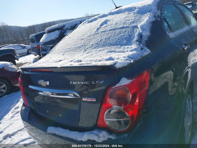 1G1JE5SB1F4105321 Chevrolet Sonic Ltz Auto