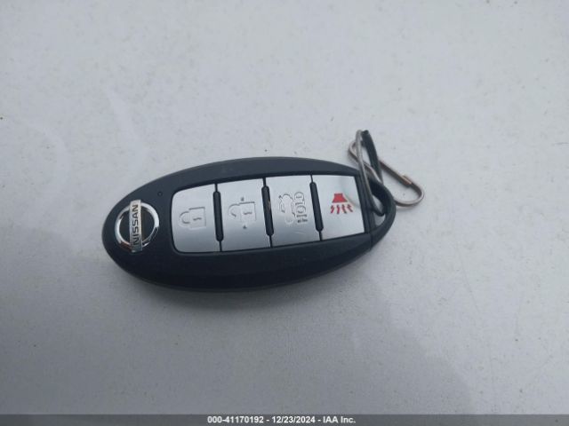 3N1CN8EV7ML822954 Nissan Versa Sv Xtronic Cvt