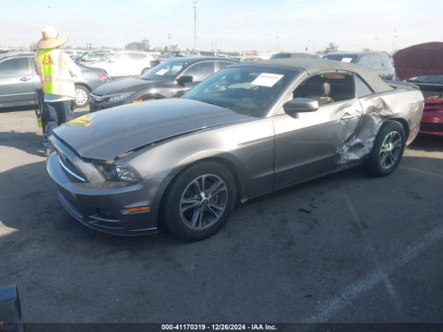 1ZVBP8EM2E5238129 Ford Mustang V6 Premium