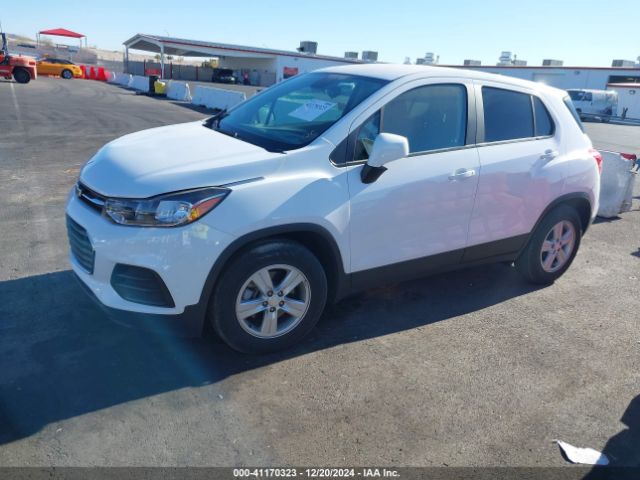 3GNCJKSB2LL163851 Chevrolet Trax Fwd Ls