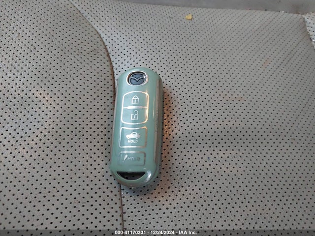 Mazda py 2016 JM3TCACY9G0122174 Image 27