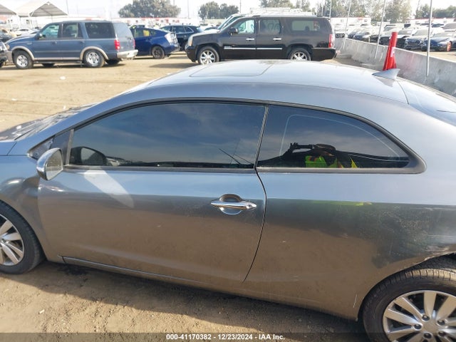 KIA Forte Koup Ex 2016 KNAFX6A85G5658937 Image 15
