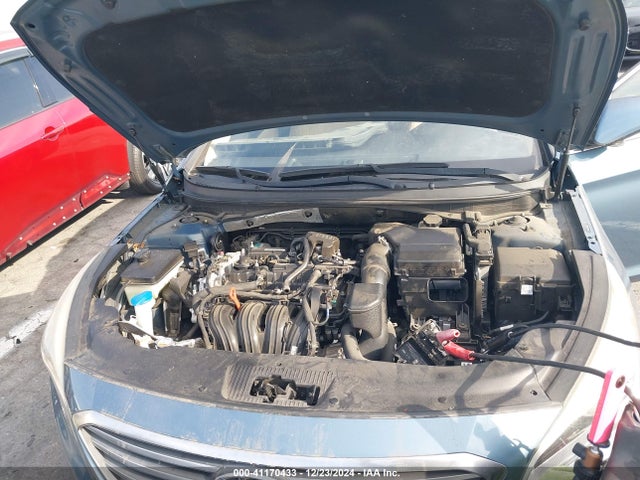 Hyundai SONATA SE 2017 5NPE24AF1HH438325 Image 10