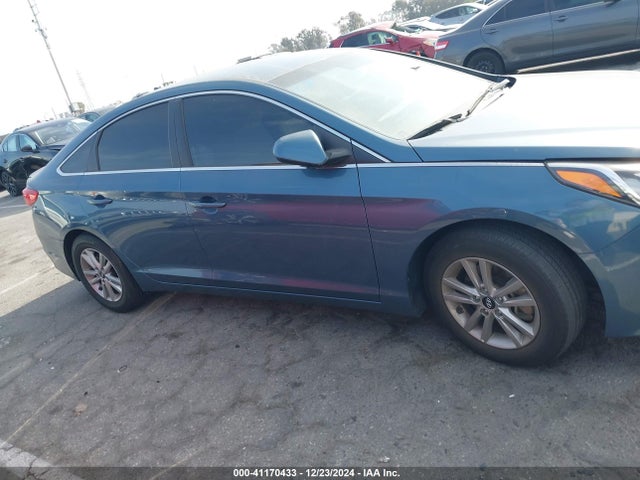 Hyundai SONATA SE 2017 5NPE24AF1HH438325 Image 13
