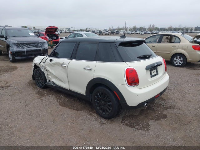 2020 MINI HARDTOP WMWXU7C02L2M47992 Photo 2