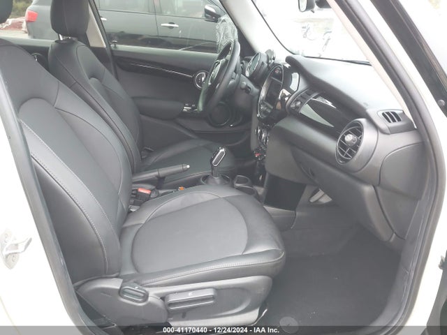 2020 MINI HARDTOP WMWXU7C02L2M47992 Photo 4