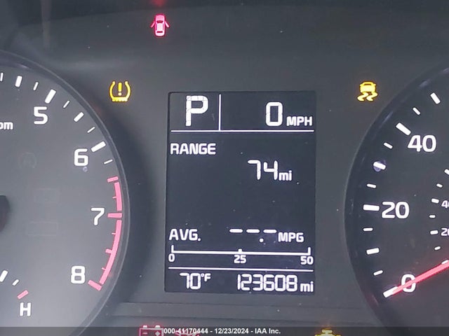 KIA RIO S 2018 3KPA24AB8JE067041 Image 15