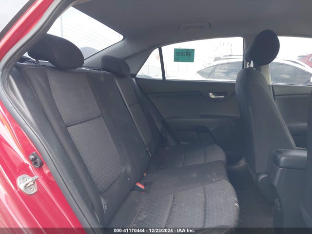 KIA RIO S 2018 3KPA24AB8JE067041 Image 8