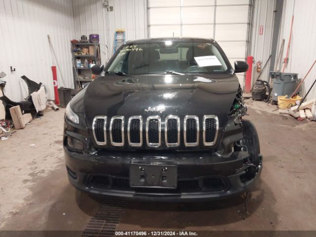 1C4PJMAB5GW172132 Jeep Cherokee Sport