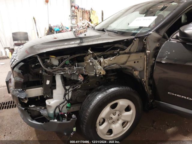 1C4PJMAB5GW172132 Jeep Cherokee Sport