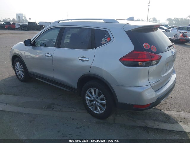 Nissan ROGUE SV 2017 JN8AT2MT4HW143218 Image 3