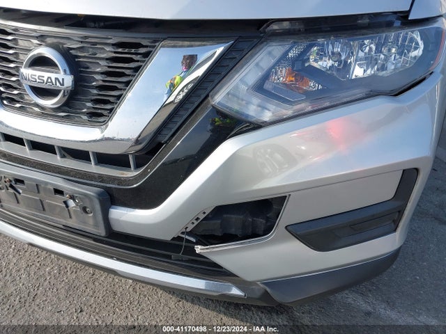 Nissan ROGUE SV 2017 JN8AT2MT4HW143218 Image 6
