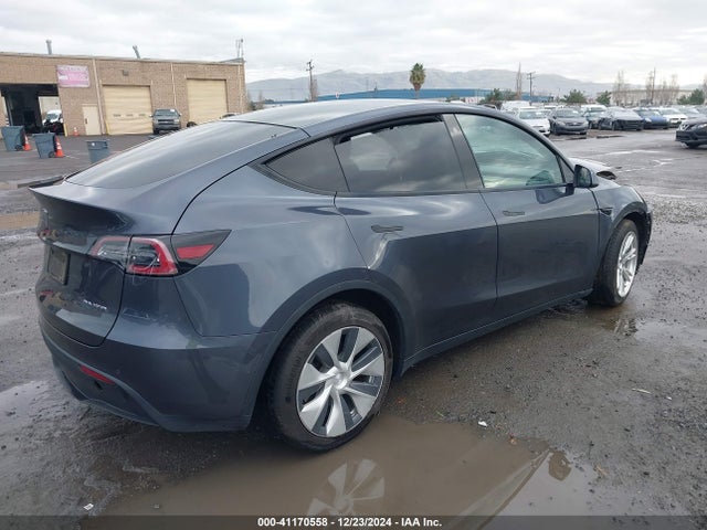 2020 TESLA MODEL Y 5YJYGDEE7LF030080 Photo 3