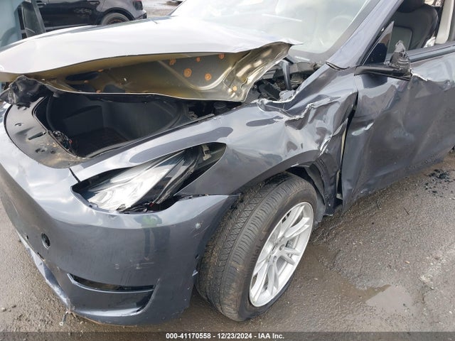 2020 TESLA MODEL Y 5YJYGDEE7LF030080 Photo 5