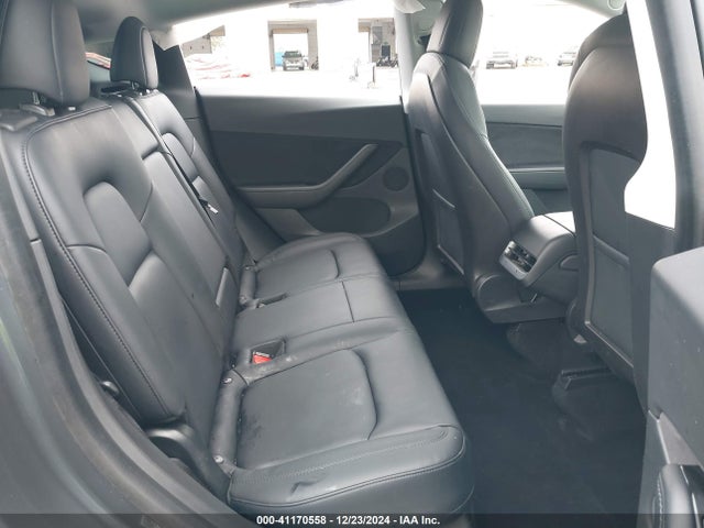 2020 TESLA MODEL Y 5YJYGDEE7LF030080 Photo 7