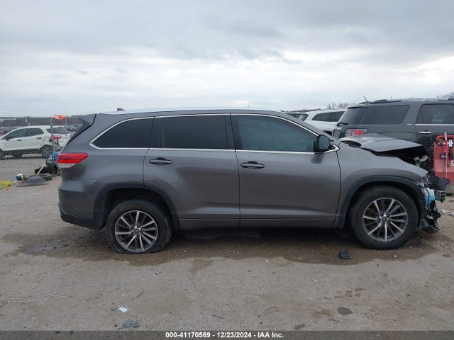 Toyota Highlander Xle 2018 5TDKZRFH2JS533269 Image 14