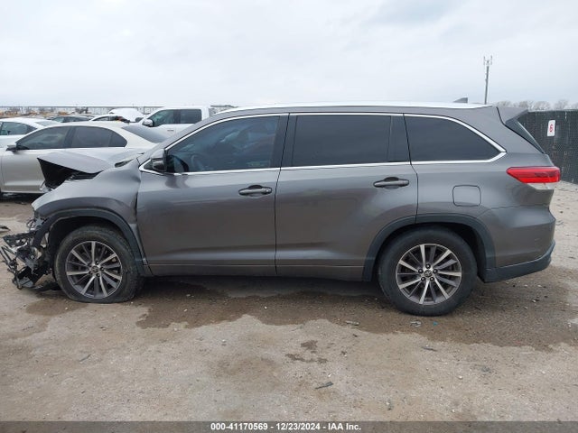 Toyota Highlander Xle 2018 5TDKZRFH2JS533269 Image 15