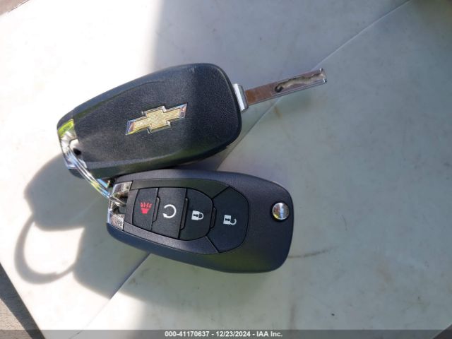 3GNCJKSB1LL230956 Chevrolet Trax Fwd Ls