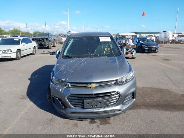 3GNCJKSB1LL230956 Chevrolet Trax Fwd Ls