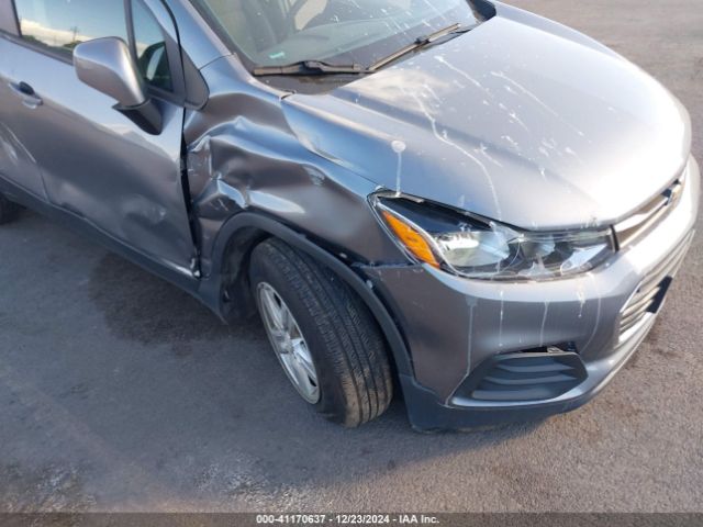 3GNCJKSB1LL230956 Chevrolet Trax Fwd Ls