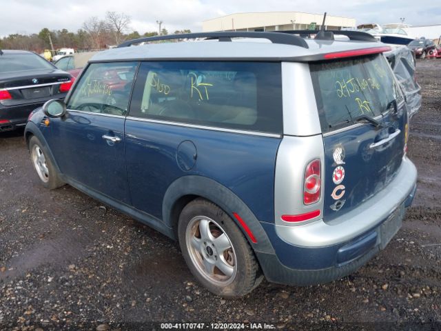 2011 MINI COOPER CLUBMAN WMWZF3C51BTX81754 Photo 2