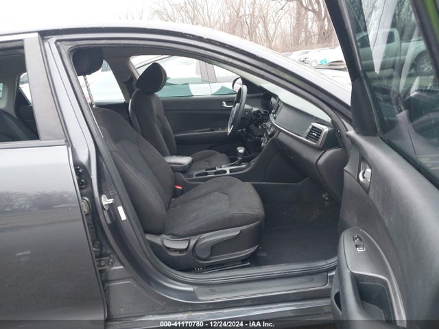 5XXGT4L38HG139029 KIA Optima Lx