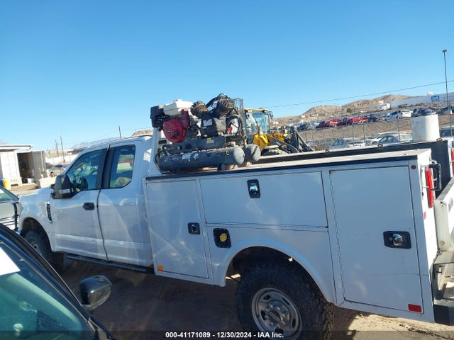 Ford F-350 Xl 2019 1FD7X3B68KEC60063 Image 14