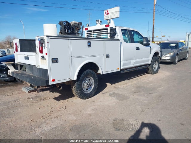 Ford F-350 Xl 2019 1FD7X3B68KEC60063 Image 4