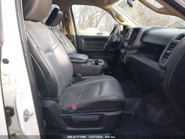 3C7WR5HJ8LG103714 RAM 2500 Tradesman  4x4 8' Box