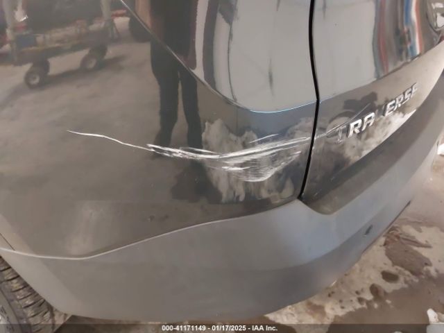 1GNERHKW1KJ140266 Chevrolet Traverse 3lt