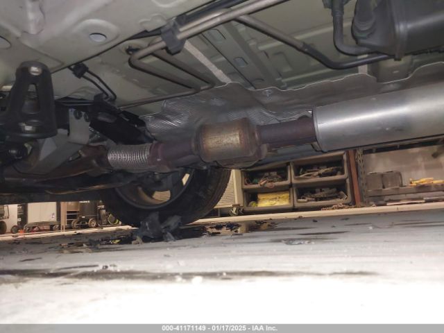 1GNERHKW1KJ140266 Chevrolet Traverse 3lt