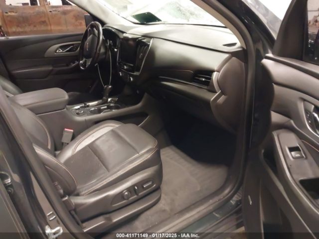 1GNERHKW1KJ140266 Chevrolet Traverse 3lt
