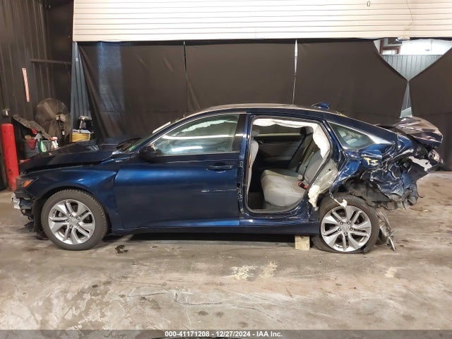 1HGCV1F14JA028241 Honda ACCORD LX