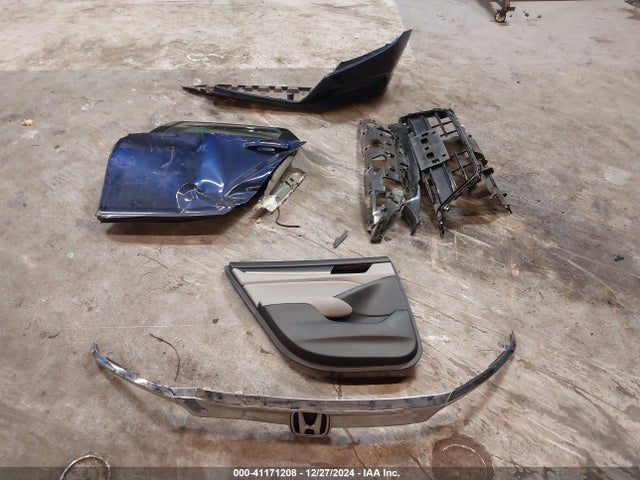1HGCV1F14JA028241 Honda ACCORD LX