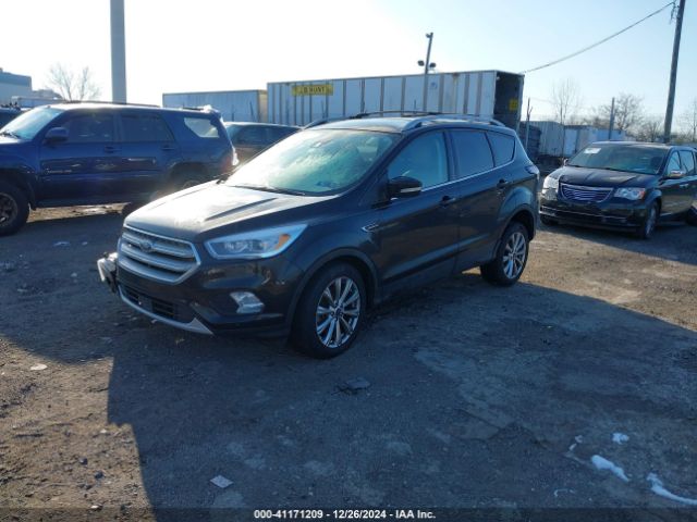 1FMCU9J94JUC66632 Ford Escape Titanium