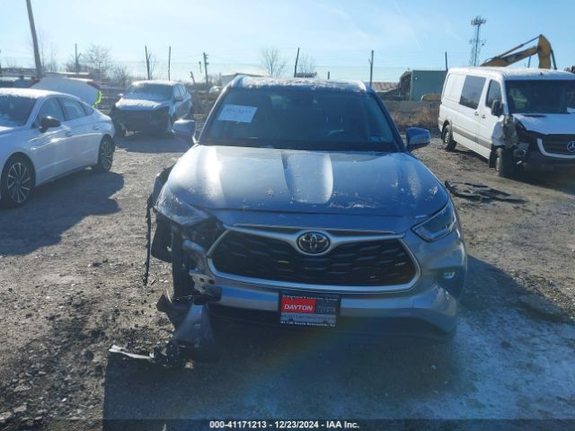 5TDGZRBH9MS113878 Toyota Highlander Xle