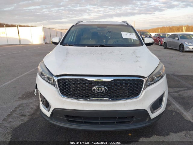5XYPG4A55JG353051 KIA Sorento 3.3l Lx
