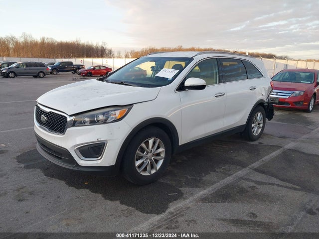 5XYPG4A55JG353051 KIA Sorento 3.3l Lx