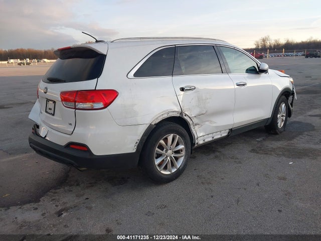 5XYPG4A55JG353051 KIA Sorento 3.3l Lx