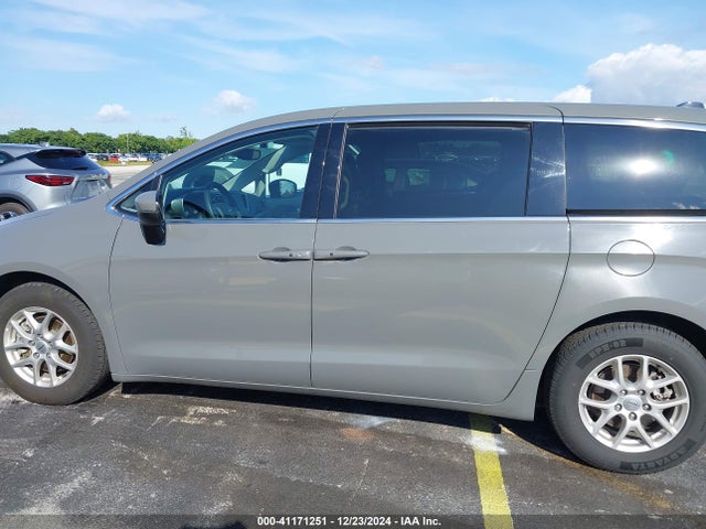 2C4RC1BGXPR591212 Chrysler Pacifica Touring L