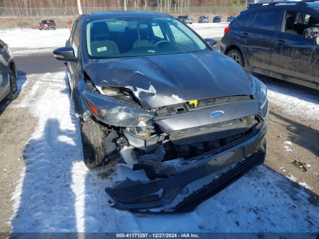 1FADP3F29HL290987 Ford FOCUS SE