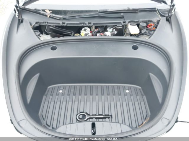 5YJ3E1EA5PF451779 Tesla Model 3 Rear-wheel Drive