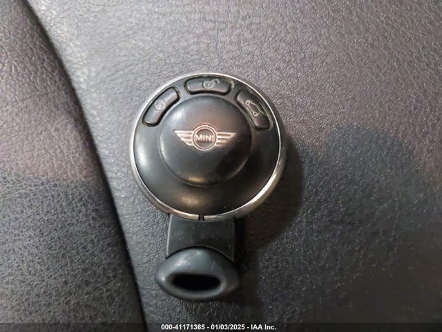 2008 MINI COOPER CLUBMAN WMWML33538TN66033 Photo 10