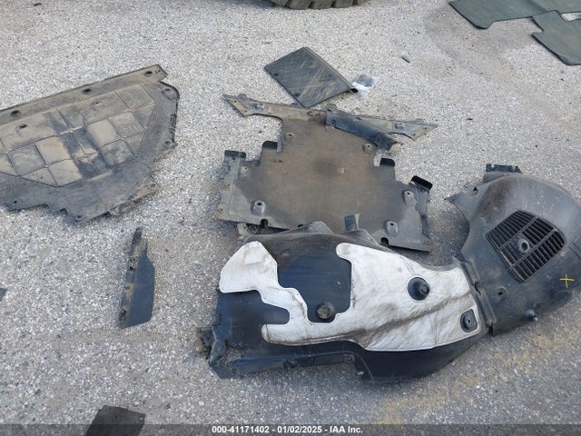 Rivian R1t Adventure 2022 7FCTGAAA9NN007264 Image 12