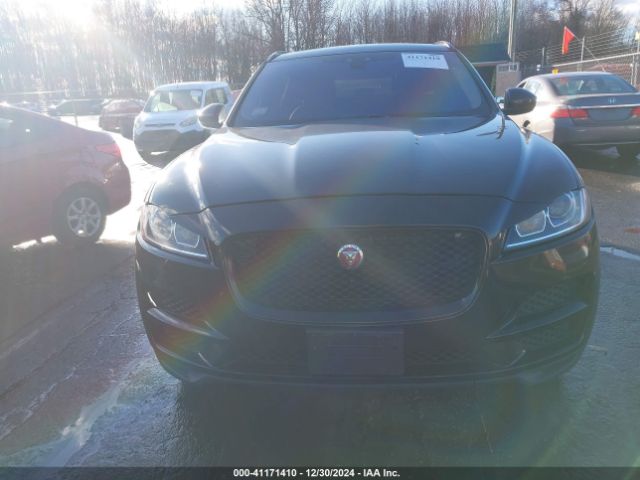 SADCJ2BN9HA090905 Jaguar F-pace 20d Premium