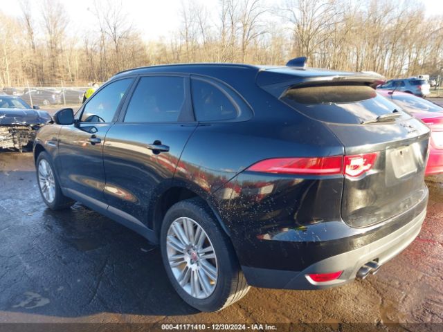 SADCJ2BN9HA090905 Jaguar F-pace 20d Premium