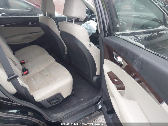 KIA Sorento 3.3l Lx 2017 5XYPGDA53HG202901 Image 8